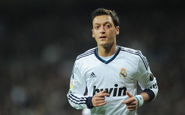 Private: Man United plotting ambitious bid for Real Madrid playmaker