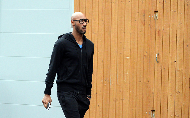 Private: QPR target Anelka in talks to leave Shanghai Shenhua