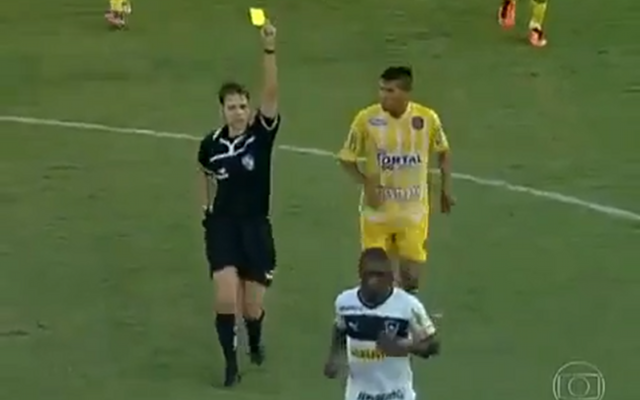 (Video) Clarence Seedorf picks up the first red card of his illustrious career for time wasting