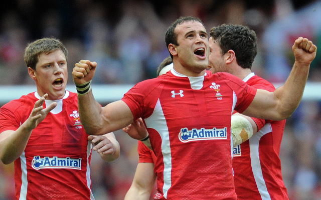 Wales centre Jamie Roberts wary of Grand Slam-chasing England