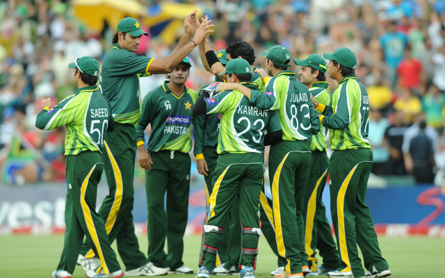 Irfan demolishes South Africa before storm stopped play