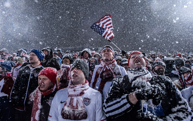 USA fans snow