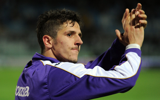 (Image) Arsenal target Stevan Jovetic targeted by Fiorentina fans as striker nears exit