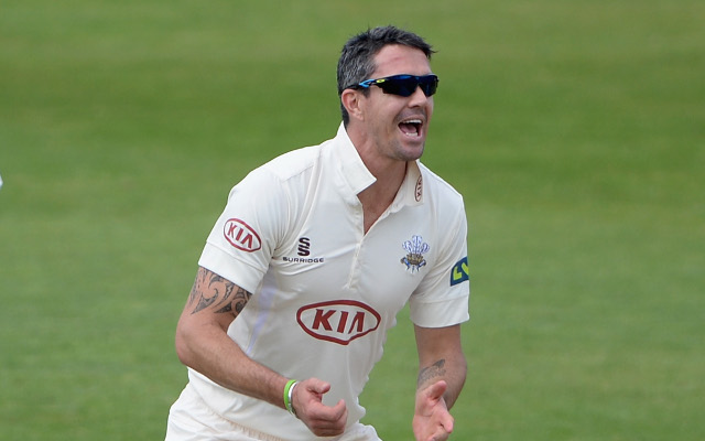 Kevin Pietersen says sorry for messages sent to opponents