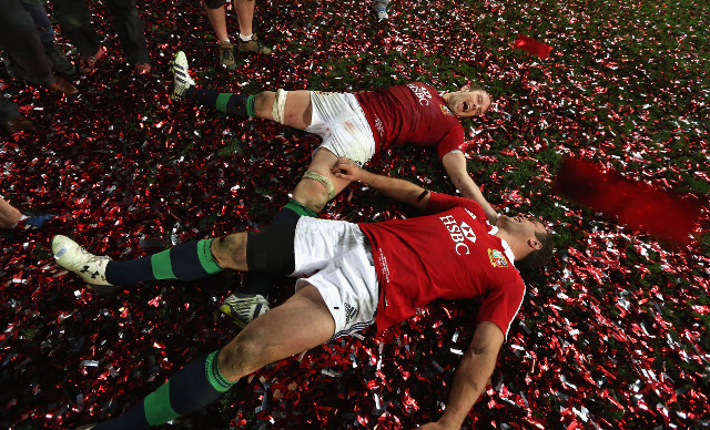 Alun Wyn Jones and Jamie Roberts