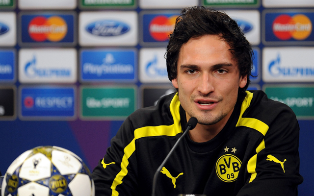 Arsenal ready to challenge Man Utd for £25m Hummels