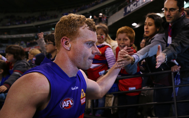 Adam Cooney re-signs with the Western Bulldogs for two years