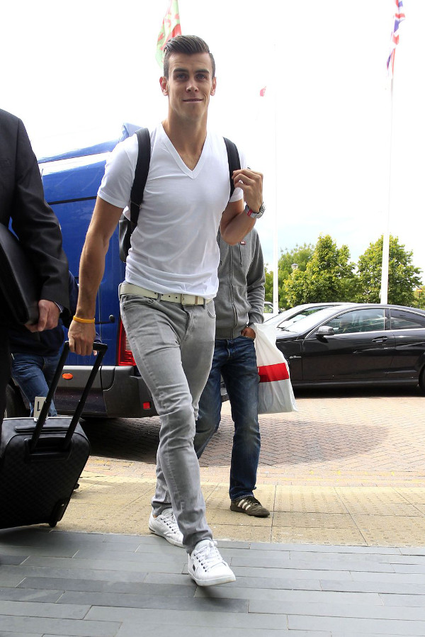 Gareth Bale Tottenham Hotspur Marbella airport