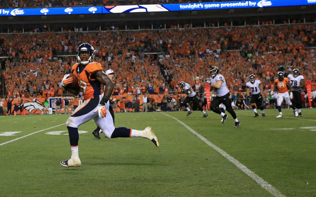 (Video) Denver Broncos linebacker Danny Trevathan blows a certain touchdown