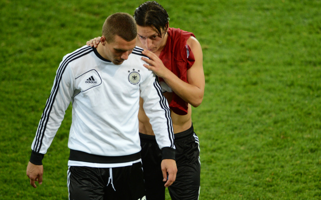 (Image) Arsenal ace Lukas Podolski wishes Germany luck against Ireland
