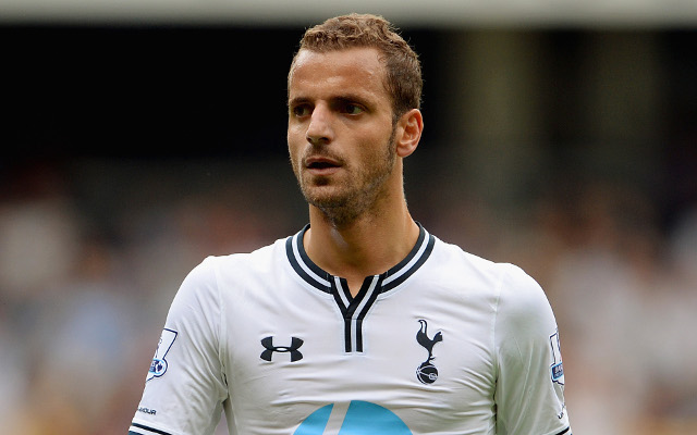 (Image) Tottenham’s Roberto Soldado celebrates Halloween by dressing his dogs up as ghosts