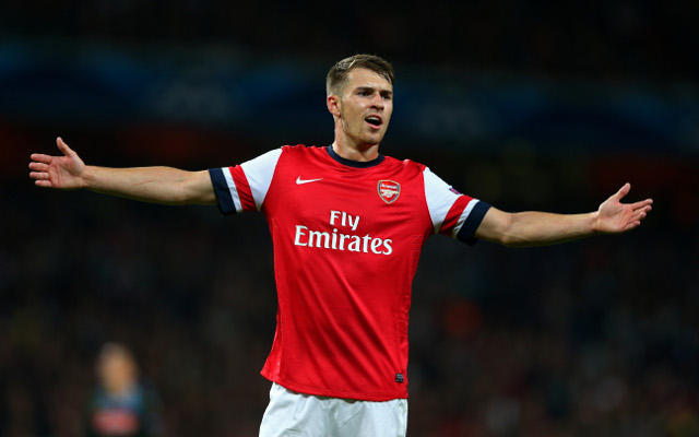 (Image) Arsenal’s Aaron Ramsey walks his cute dogs