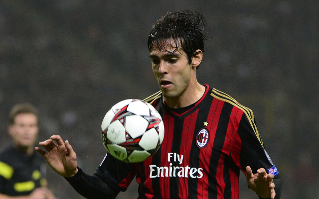 (GIF) Kaka’s superb curling golazo for AC Milan v Lazio