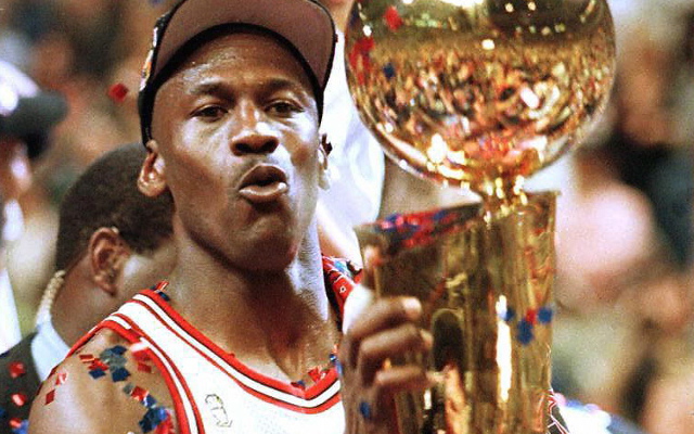 (Video) Rare footage of Michael Jordan schooling OJ Mayo in 2006