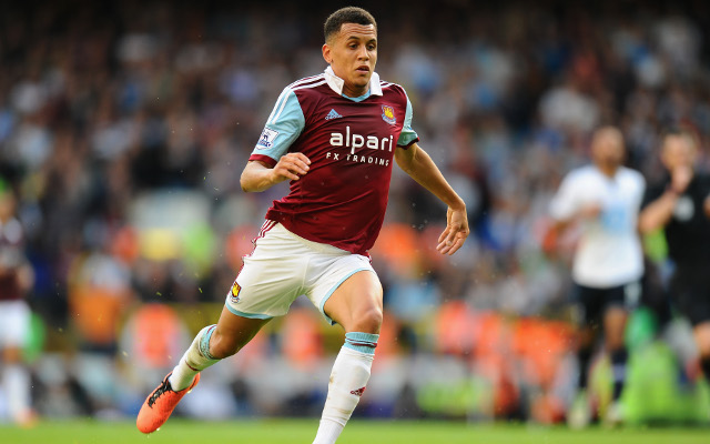 (GIF) Ex-Manchester United youngster Ravel Morrison scores unbelievable England Under-21 golazo