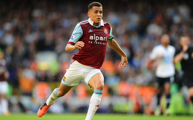 (GIF) Former Manchester United wonderkid Ravel Morrison hits out at Crystal Palace defender