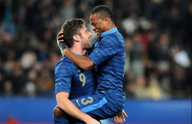 img-giroud-et-evra-sur-le-point-de-se-pecho-1381522834_620_400_crop_articles-173932