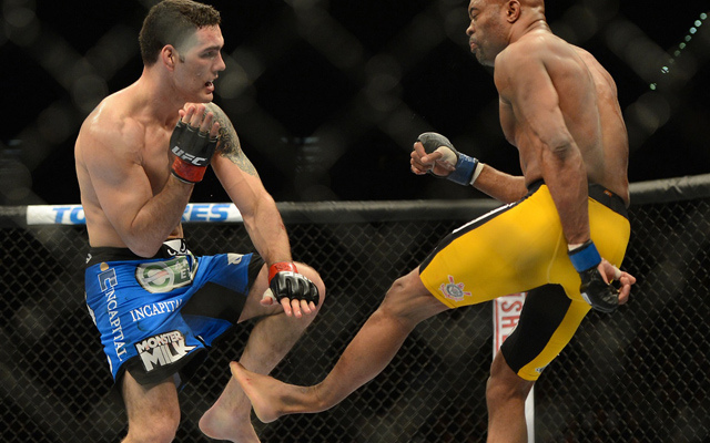 Anderson Silva suffers broken leg versus Chris Weidman at UFC 168
