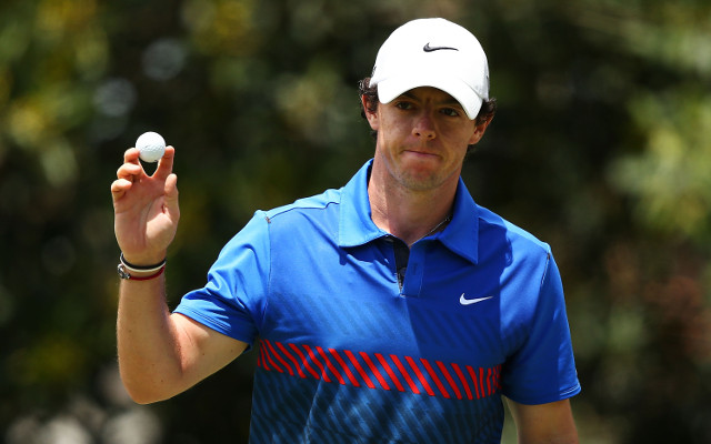 (Video) Ryder Cup 2014 – Rory McIlroy sinks world-class putt to place Europe back in control