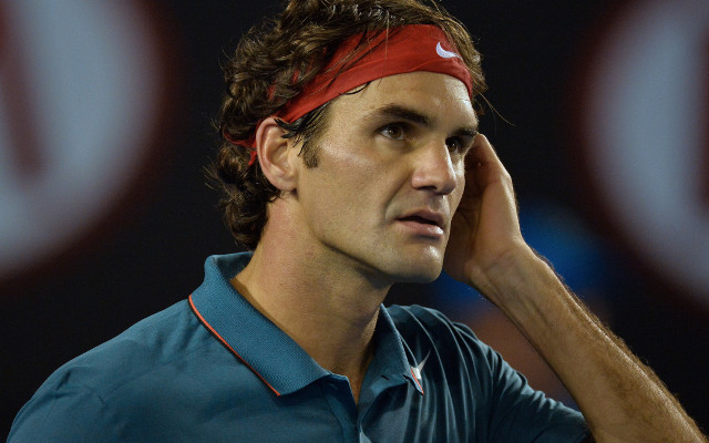 Roger Federer suffers shock loss to Albert Ramos-Vinolas in Shanghai (video)