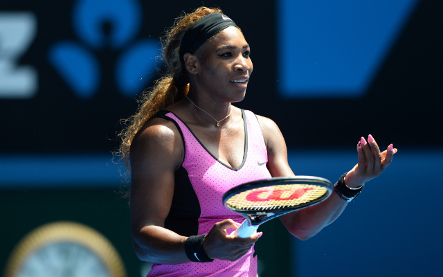 (Video) Serena Williams orders coffee to tennis court – and turns match around