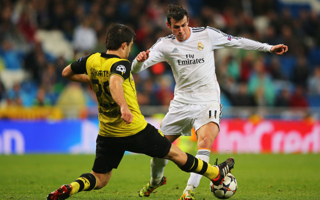 (Video) Insane footage of Real Madrid fans kicking Gareth Bale’s car