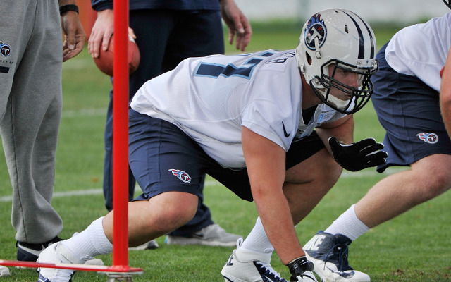 Tennessee Titans sign first-round pick Taylor Lewan