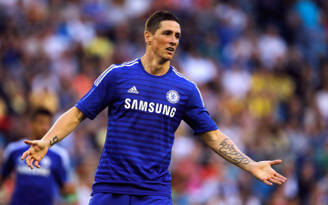 (Video) Watch Chelsea’s Fernando Torres strike another pre-season blunder