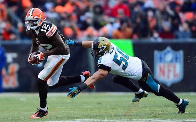 Cleveland Browns WR Gordon at camp as suspension appeal continues