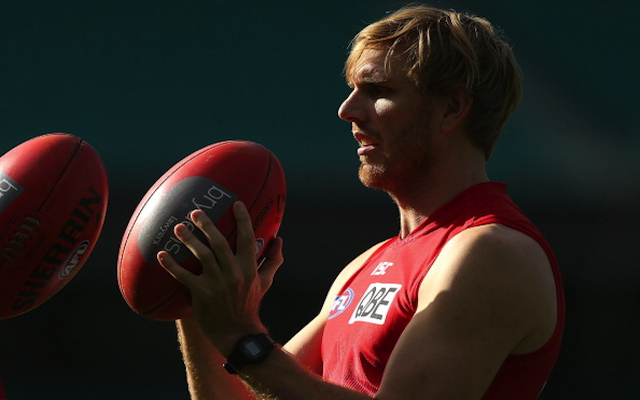 Sydney Swans fan favourite hangs up the boots