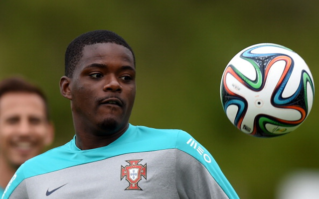 Chelsea bid £30m for Carvalho with Arsenal set to sign Real Madrid star