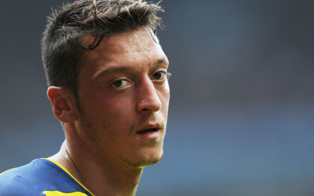 Chelsea legend says Arsenal’s Mesut Ozil should be dropped