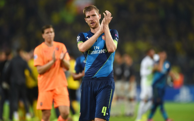 Per Mertesacker fears Man United will overtake Arsenal