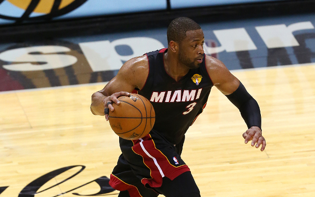 Miami Heat to discuss contract with Dwyane Wade within next week