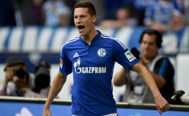 Arsenal fight Chelsea to sign £30m Bundesliga starlet