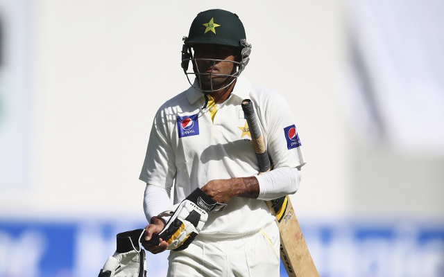 (Video) Pakistan v Australia 2nd Test – Johnson shows he is best pace bowler in the world with Hafeez wicket