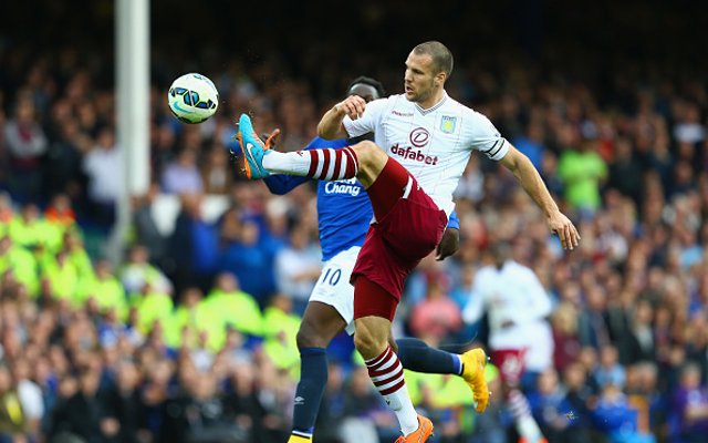 Arsenal rival Manchester United for signing of experienced Premier League stopper