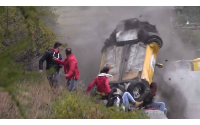 Private: (Video) Car at Jolly Rally Valle d’Aosta narrowly misses tragically killing a group of spectators
