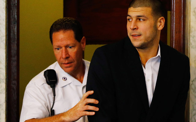 Breaking news: Former New England Patriots TE Aaron Hernandez’s murder trial expected to begin Tuesday