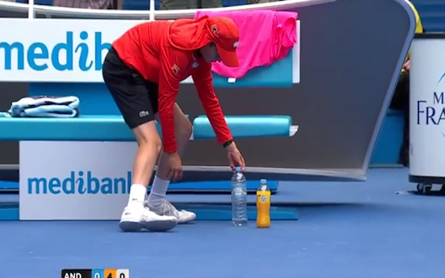 (Video) Australian Open 2015: Ball boy risks ire of Rafael Nadal after messing with water bottles
