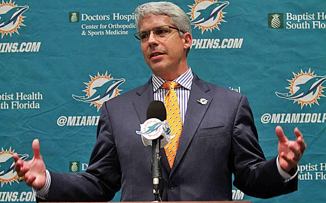 NFL news: Miami Dolphins GM Hickey says team will evaluate status of WR Wallace after he quit during game