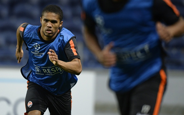 Douglas Costa fed up at Shakhtar & ready to FORCE Chelsea transfer this January