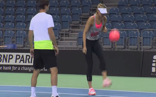 (Video) Tennis queen Maria Sharapova shows off her football skills at Fed Cup
