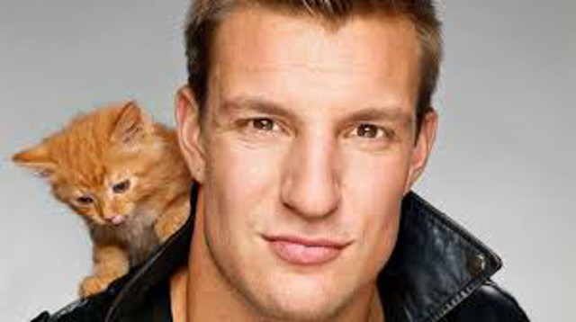 Breaking news: New England Patriots TE Rob Gronkowski named Comeback Player of the Year