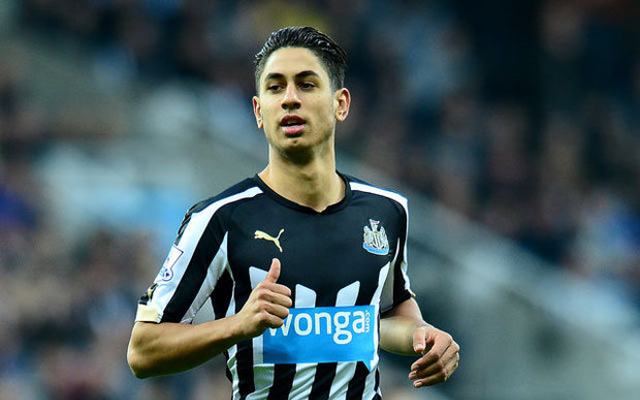(Video) Ayoze Pérez scores game-tying set piece goal for Newcastle through wall of defenders