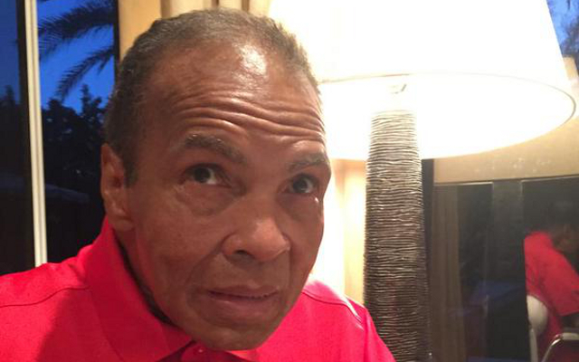 (Image) Boxing news: Muhammad Ali posts selfie to allay fears of ill-health