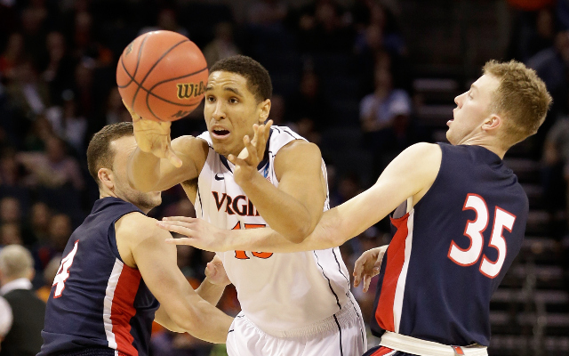 (Video) NCAA March Madness 2015: #2 Virginia holds off upset-minded #15 Belmont