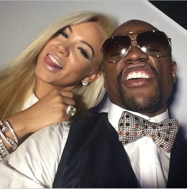 (Images) Floyd Mayweather's girlfriend Doralie Medina Meet the love of