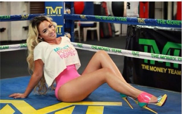 (Images) Floyd Mayweather’s girlfriend Doralie Medina: Meet the love of his life before the fight of his life