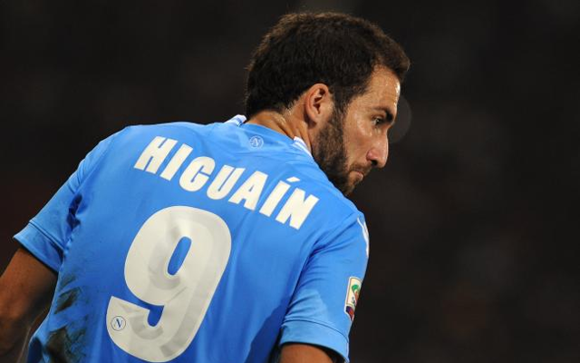 Arsenal & Chelsea beaten to the punch as ‘Man United sign Gonzalo Higuain’